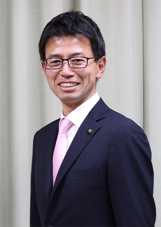 富士市長　金指　祐樹